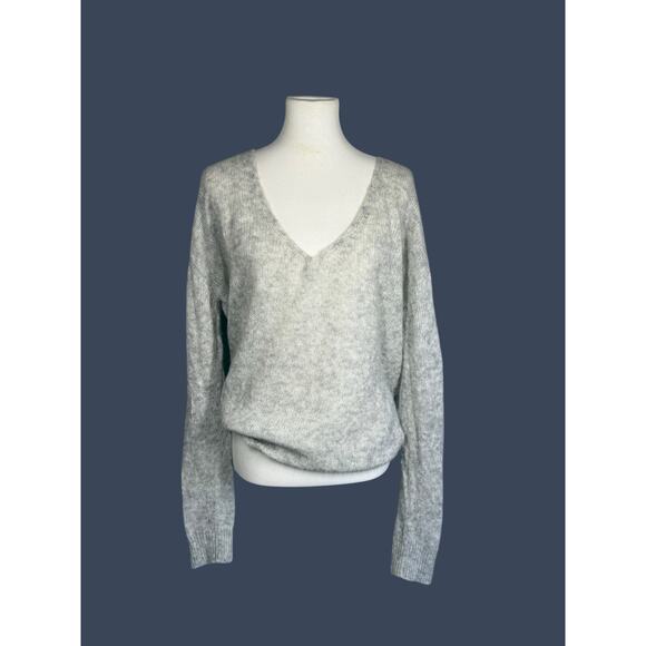 Free People Gossamer V-Neck Alpaca Wool Gray Sweater Oversized Medium - Picture 2 of 13